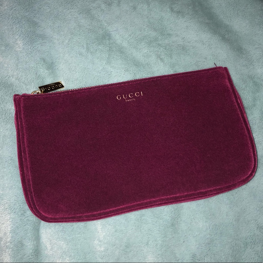 Gucci Beauty - Velvet Cosmetic Bag